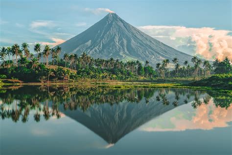 10 Most Beautiful Places to Visit In The PHILIPPINES